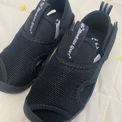 新品レジャーシューズ18cm