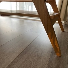 【自宅引き渡し希望】ローテーブル 木製 ナチュラル 引き出し・収納棚付きの画像