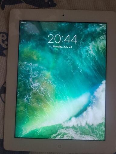 お得！　iPad　第４世代　　セルラーモデル