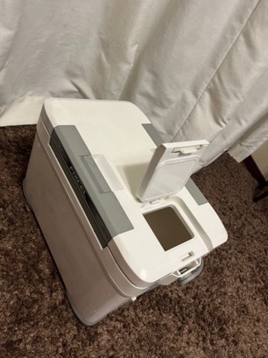 『値下げ』クーラーボックス シマノ FIXCEL 22L