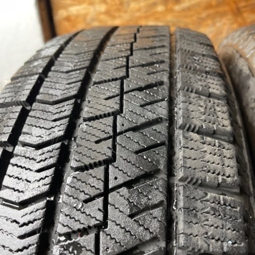バリ山　BRIDGESTONE ブリヂストン　ブリジストン　VRX2 195/65R15 スタッドレス　タイヤ　2018年製　15イン