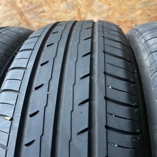 バリ山　YOKOHAMA ヨコハマ　BluEarth-ES ES32 185/60R15 夏タイヤ　2022年製　15インチ