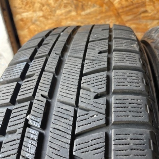 バリ山　YOKOHAMA ヨコハマ　IG50プラス　215/60R16 スタッドレス　タイヤ　2018年製　16インチ