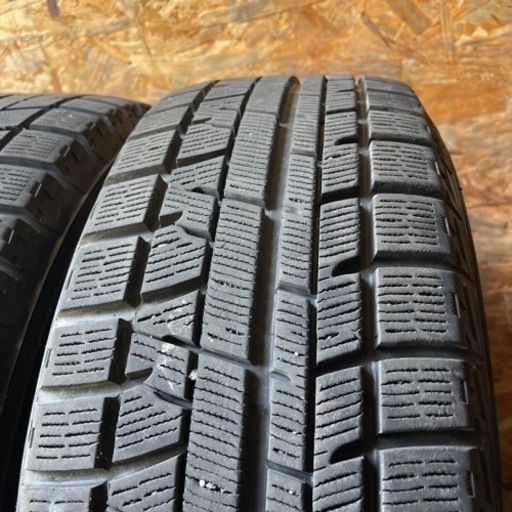 バリ山　YOKOHAMA ヨコハマ　IG50プラス　215/60R16 スタッドレス　タイヤ　2018年製　16インチ