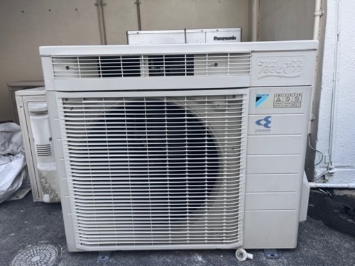 ダイキ　うるるとさらら　室外機