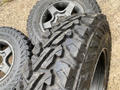 ジムニー　MTタイヤホイールセット　6.50R16  バリ溝