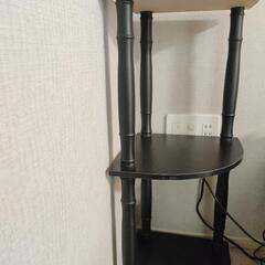 コーナーラック、黒の画像