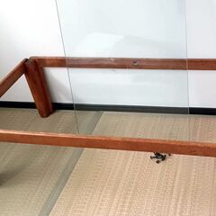 ガラステーブル・コスガ家具