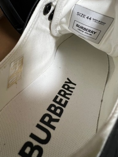 新品未使用　Burberry スニーカー　