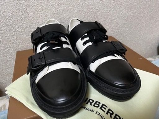 新品未使用　Burberry スニーカー