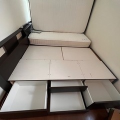 27日のみ3000円ベッドフレーム ニトリ　セミダブル