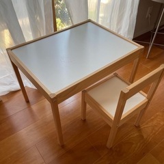 【お話中】IKEA　キッズテーブルセットの画像