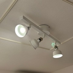 IKEA LED電球付き　ライト