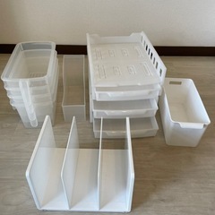 クリアボックス　収納　書類トレー