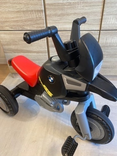 BMW 子供　乗り物　三輪車