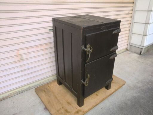 木製氷冷蔵庫  (昭和アンチック）