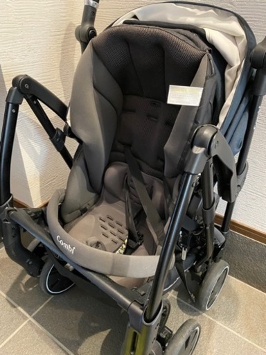 コンビ ATTO(アット) ネイビー ～エッグショック、正規品のレインカバー付き～