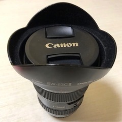 Canonカメラレンズ EF17-35F2.8L USM プロテクター,キャップ,フード付きの画像