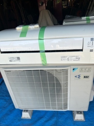 早い物勝ち‼️ 【中古】ダイキン 冷暖房 エアコン AN40SEPK-W 11畳【大型】 M2385135