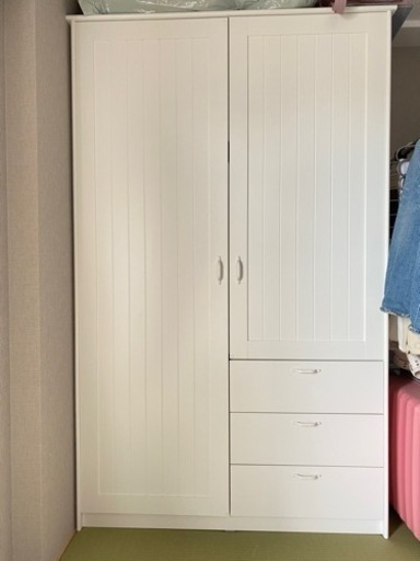 IKEAウードローブ
