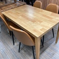 ブラウンカラーダイニング5点セットが入荷しました！