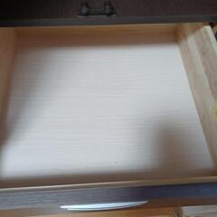 タンスいかがでしょうか？取り引き中ですの画像