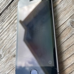 iPhone 初代SE 16G（ヒビあり可動 シルバーの画像