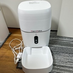 自動餌やり機 チャオポリス 自動給餌器 カメラ付き　犬　猫  FUNKS