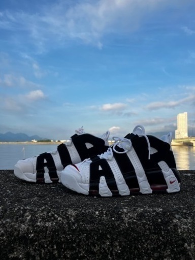 NIKE モアテン