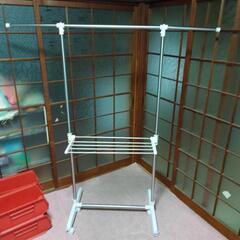 室内干し　キャスター付　200円の画像