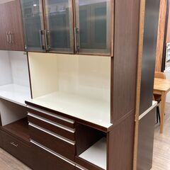 【値下げ致しました】河口家具製作所の3枚扉レンジボードが入荷しました。