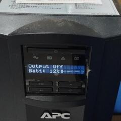 無停電電源装置　APC Smart-UPS 750 