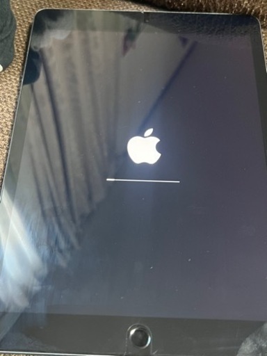 iPad 第七世代　Wi-Fiモデル　32ギガ