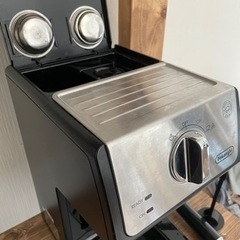 デロンギ　エスプレッソ・カプチーノメーカーの画像