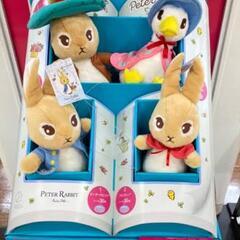 【新品、未開封】DAISO ダイソー ピーターラビット ぬいぐるみ ★4点セット★の画像