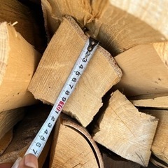 値下げ　1本50円　乾燥薪　1〜2年乾燥　広葉樹の画像