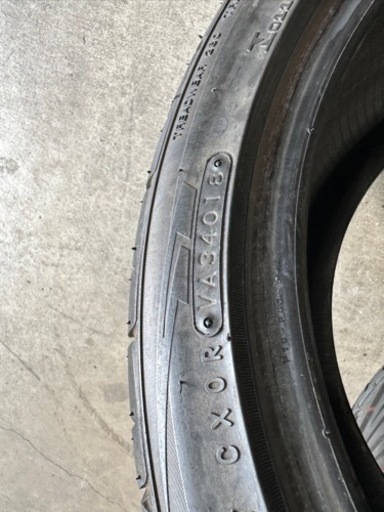 ほぼ新品！TOYO PROXES T1R 215/40R16