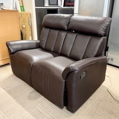 【美品‼️】ニトリ 135cm幅 電動＆手動リクライニングソファ 2人掛け 本革製ダークブラウン♪