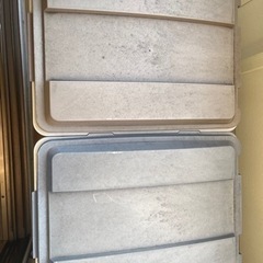 屋外用ゴミ箱二つお譲りしますの画像