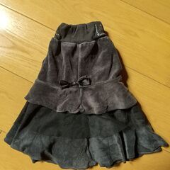 130B007.130cmスカート黒の画像