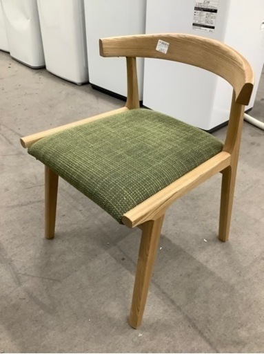 HENRYチェアが入荷しました