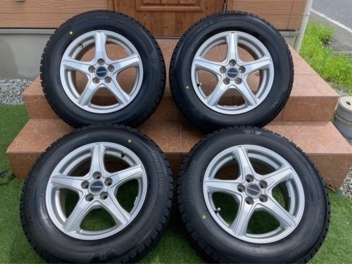 ⭐️⭐️バリ溝‼️イボ付き‼️プリウス等‼️ブリヂストン‼️5H×pcd100‼️195/65R15‼️2022年製‼️室内保管中‼️⭐️⭐️