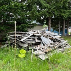 木材あげます  倉庫を解体して出た廃材