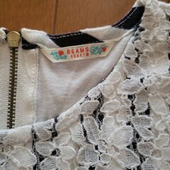レースづかいのトップス（BEAMS)の画像