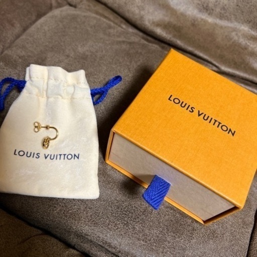 LOUIS VUITTON ルイヴィトン ピアス ゴールド 片耳 ブルーミング