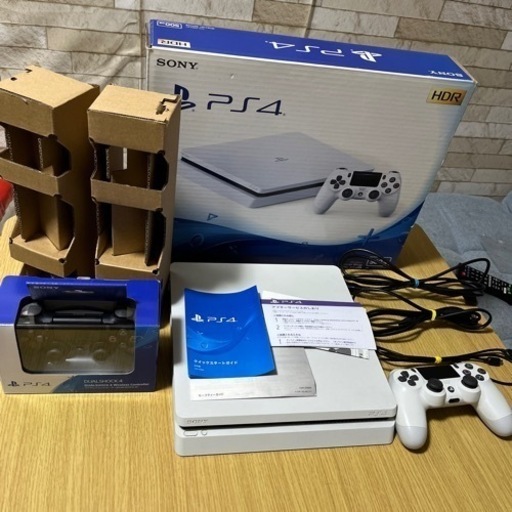 プレステ4 CUH-2100A コントローラー2つ