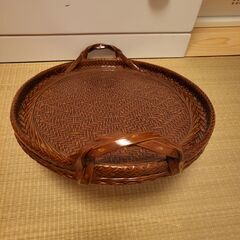 【大幅値下げ！】網代盆（楕円、取っ手付き）の画像