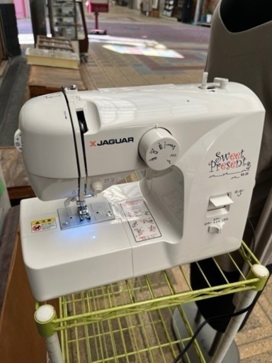 シンガーミシン　美品　箱有り