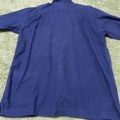 BEELSEWHERE シャツの画像