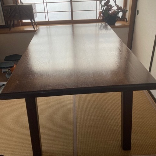ダイニングテーブル